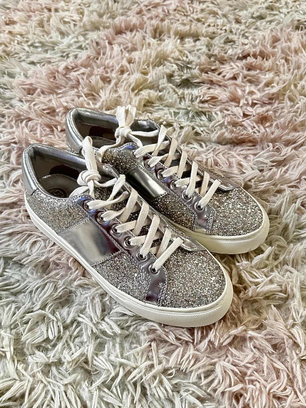 New Tory Burch Glitter Sneakers Size 7